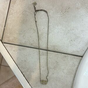 Kendra scott necklace